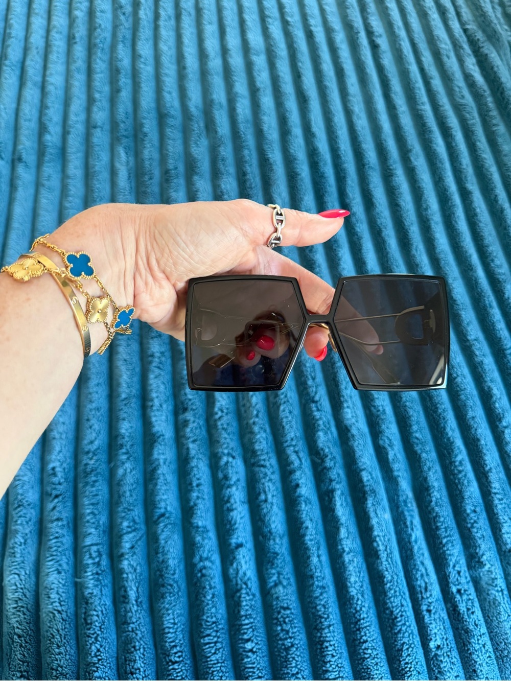 Dior 30Montaigne Sunglasses 🖤😎